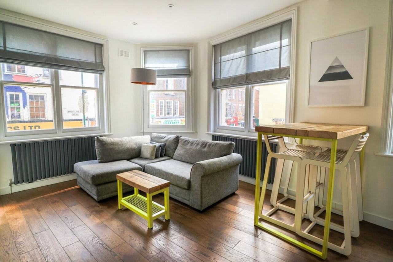 Airy Modern 1 Bed In Shoreditch Londra