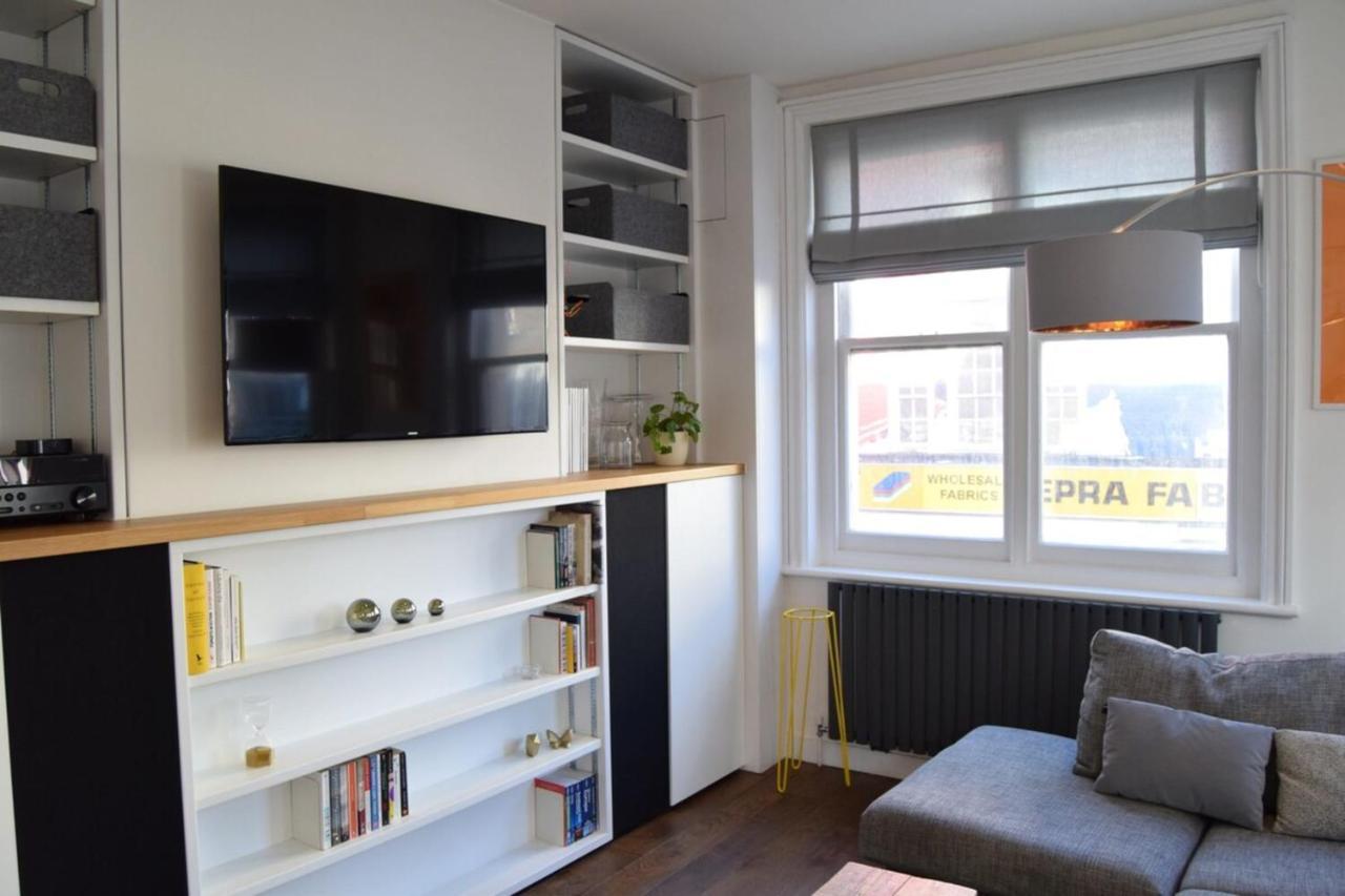 Airy Modern 1 Bed In Shoreditch Londra