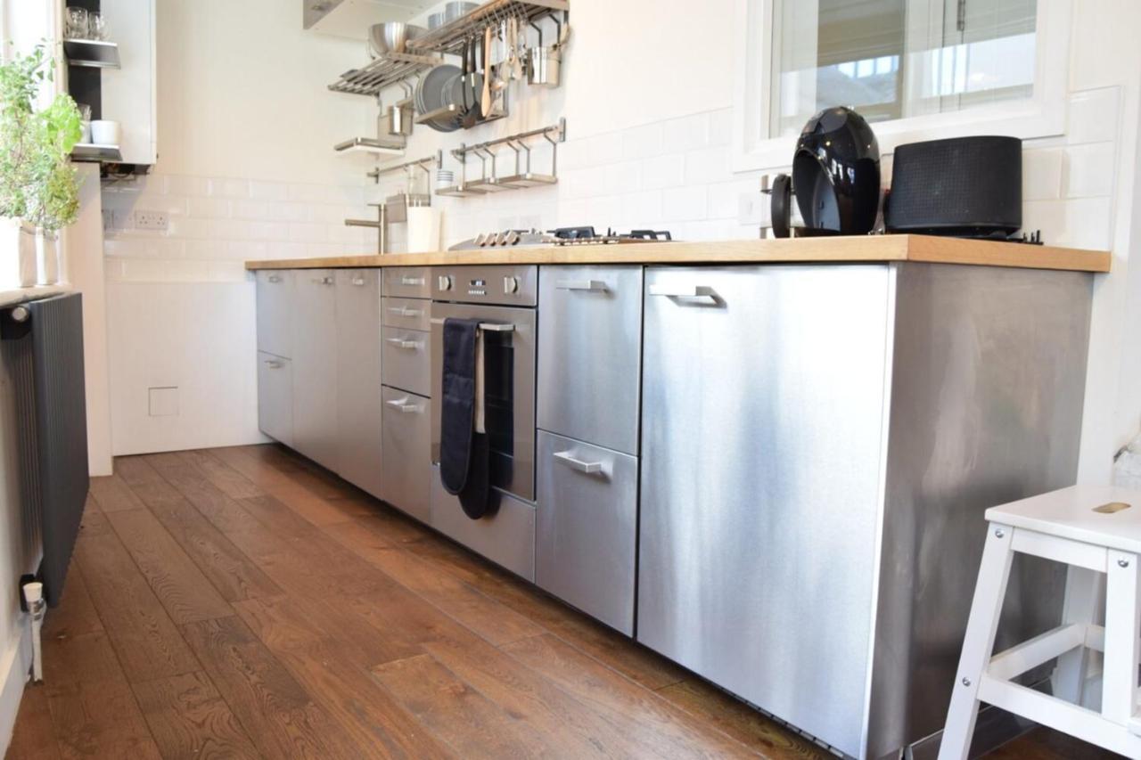 Airy Modern 1 Bed In Shoreditch Appartamento *